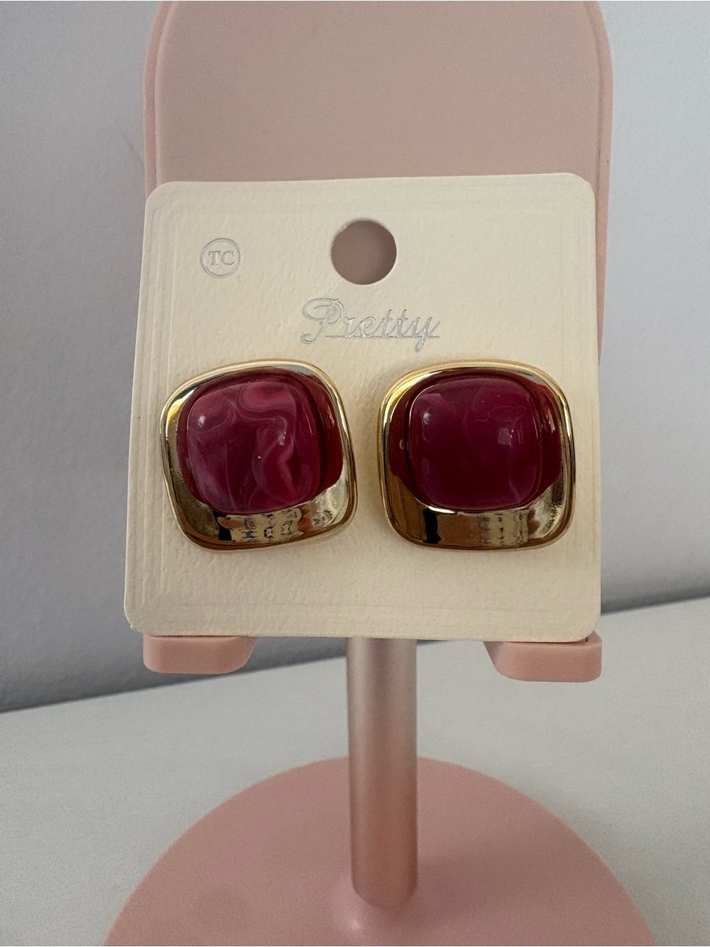 Pretty Gold Tone & Deep Pink Square Stud Earrings